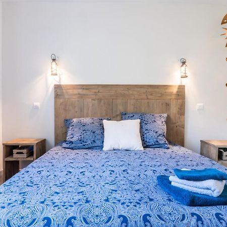 L'Odyssee Provencale, Un Duplex De Charme De 2 Chambres Au Pied Du Village Medieval De Bormes-Les-Mimosas, Offrant Des Prestations Haut De Gamme Et Une Superbe Vue Sur Le Massif Des Maures Luaran gambar