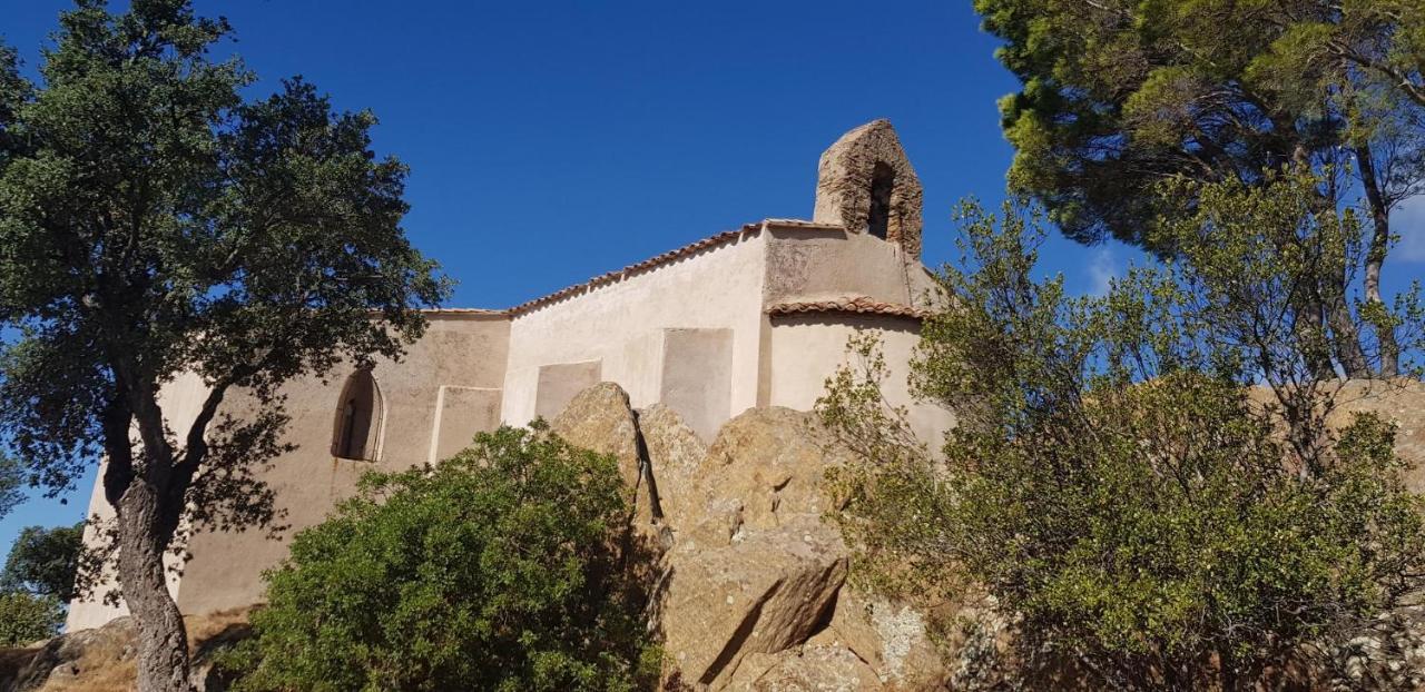L'Odyssee Provencale, Un Duplex De Charme De 2 Chambres Au Pied Du Village Medieval De Bormes-Les-Mimosas, Offrant Des Prestations Haut De Gamme Et Une Superbe Vue Sur Le Massif Des Maures Luaran gambar